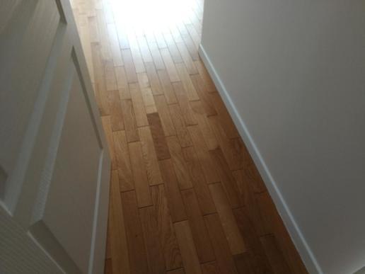 Parquet flottant de 80 me  poncer et vitrifier - 1